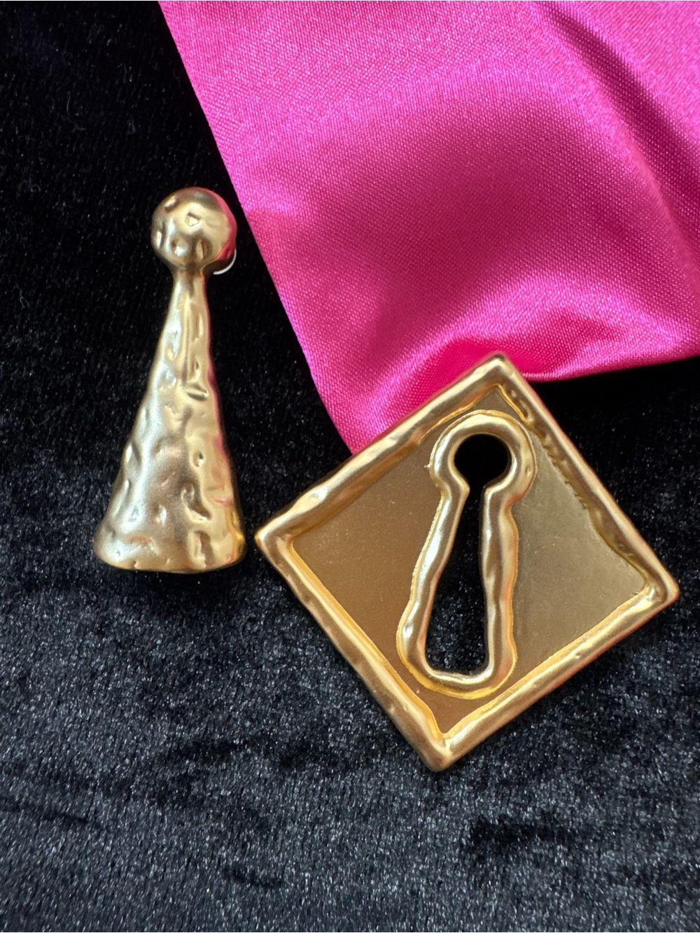 Schiaparelli inspired Gold Tone Keyhole Brooch and Cone Accent